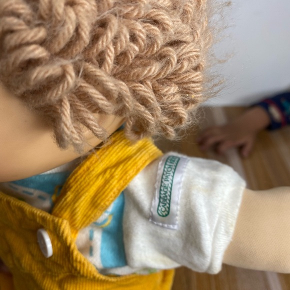 Cabbage Patch Kids Vintage 1978 - 1982 16" Doll Blonde Hair Blue Eyes Curly Hair - Picture 4 of 9